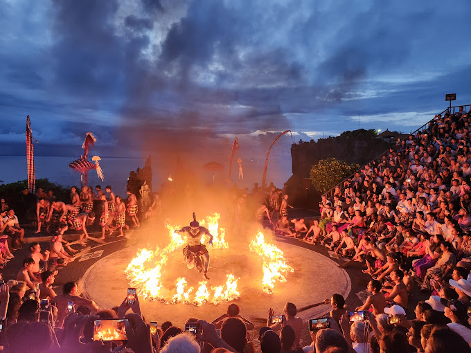 Bali 2D1N - Tari Kecak