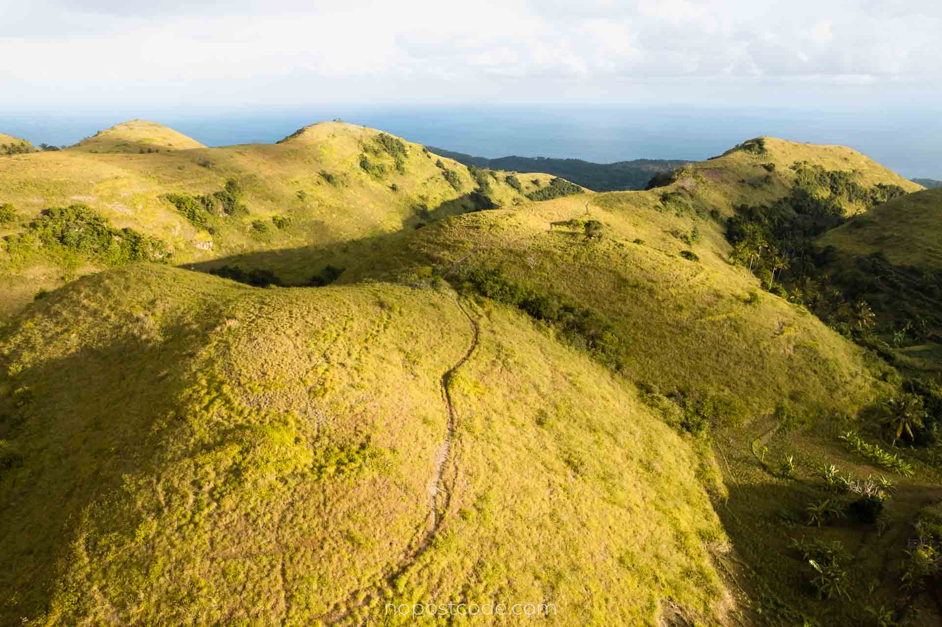 Bukit Teletubbies - Liburan sekolah di Bromo