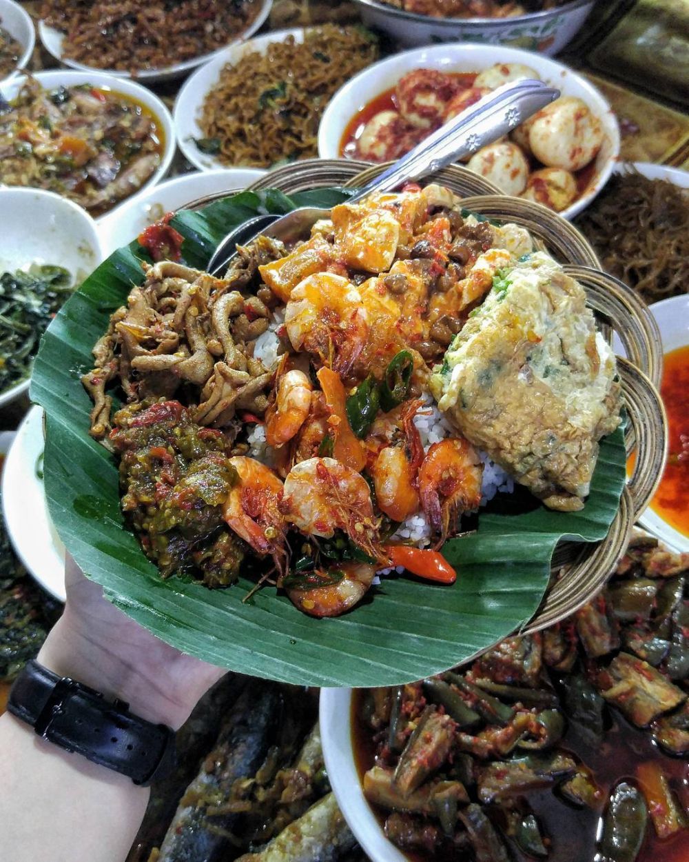 makan siang di borobudur - Itinerary Jogja 1 Day