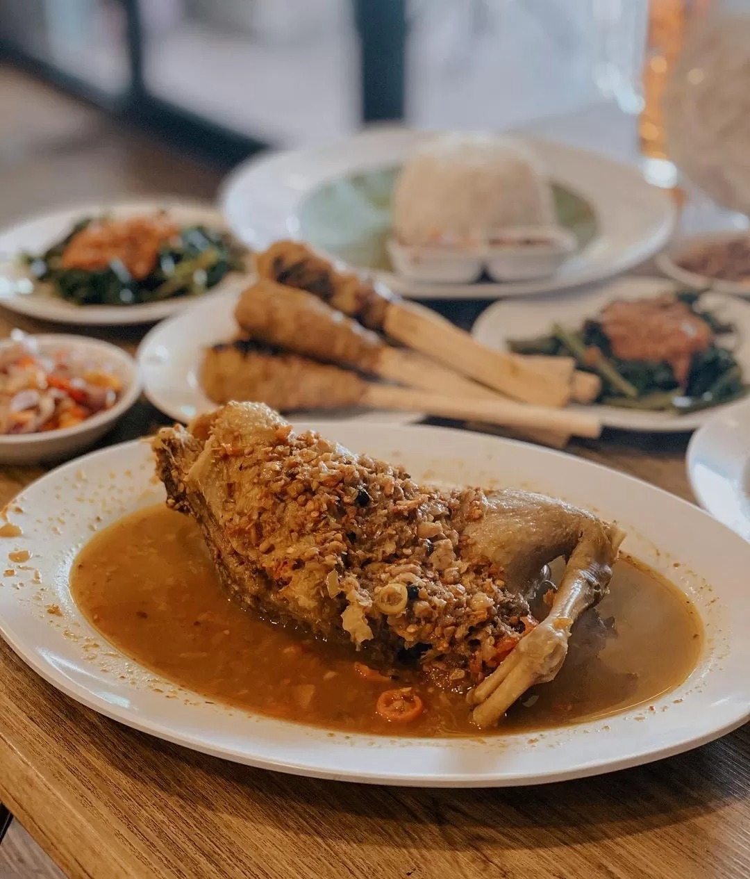 Wisata Kuliner Ayam Betutu Bali: Surga Rasa yang Harus Dicoba