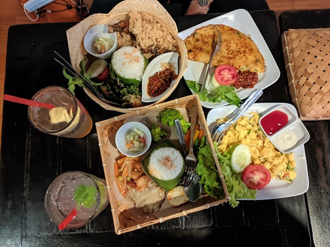 House of Raminten - 10 Wisata Kuliner Jogja yang Wajib Kamu Coba