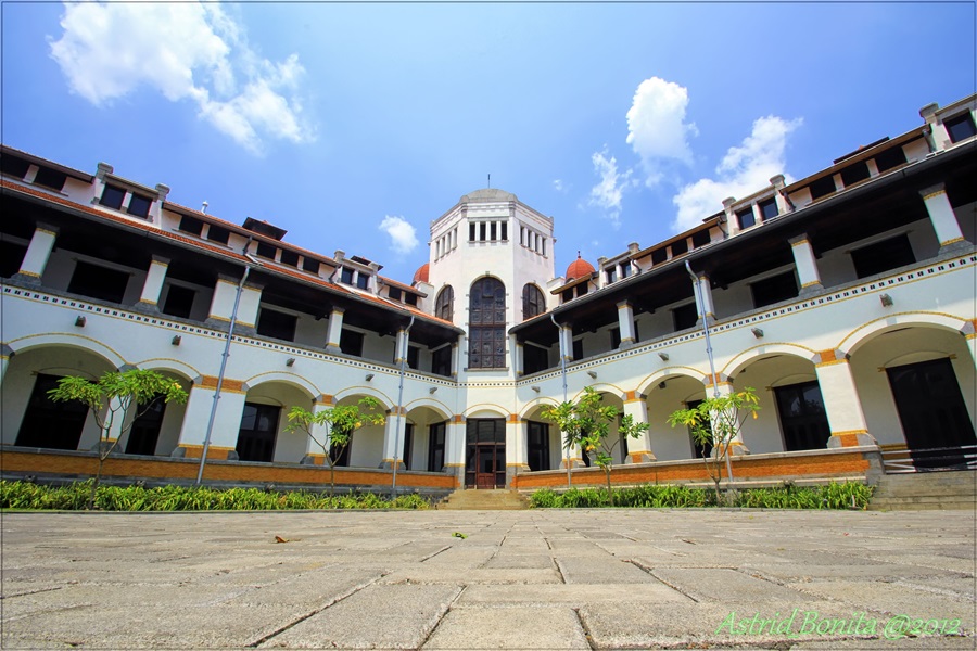 Lawang Sewu: Simbol Arsitektur dan Sejarah di Kota Semarang