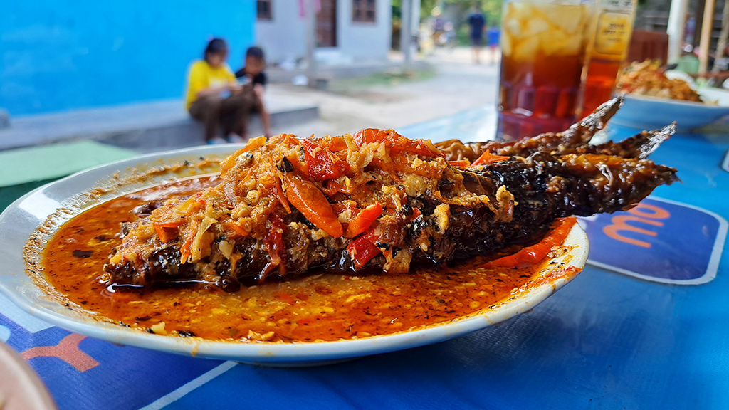 Mangut Lele Mbah Marto - 10 Wisata Kuliner Jogja yang Wajib Kamu Coba