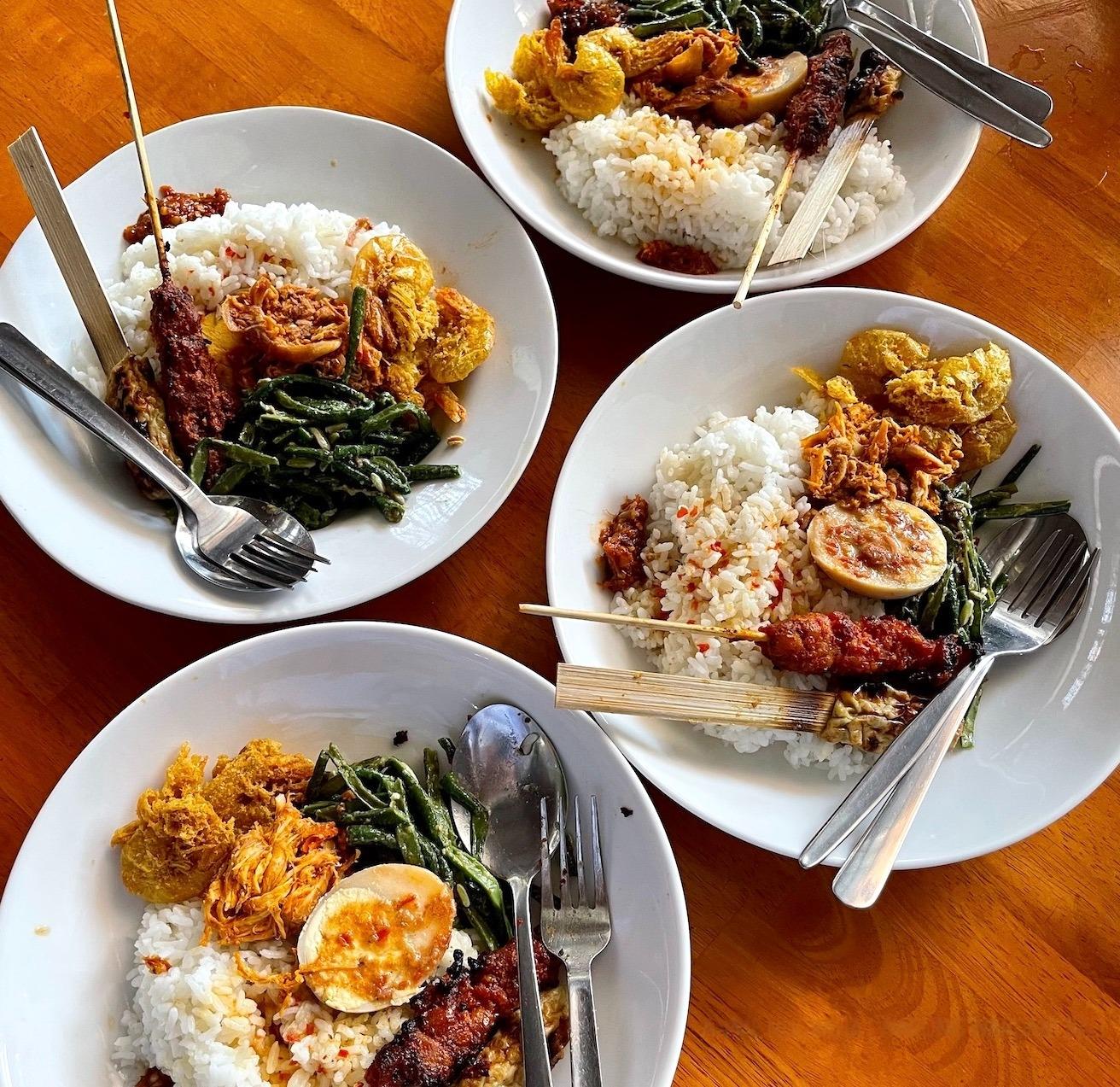 Warung Wardani - Wisata Kuliner Halal Bali