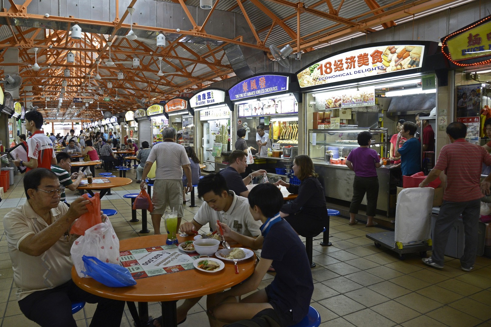 Chinatown Complex Food Centre - Wisata Kuliner Halal Singapore