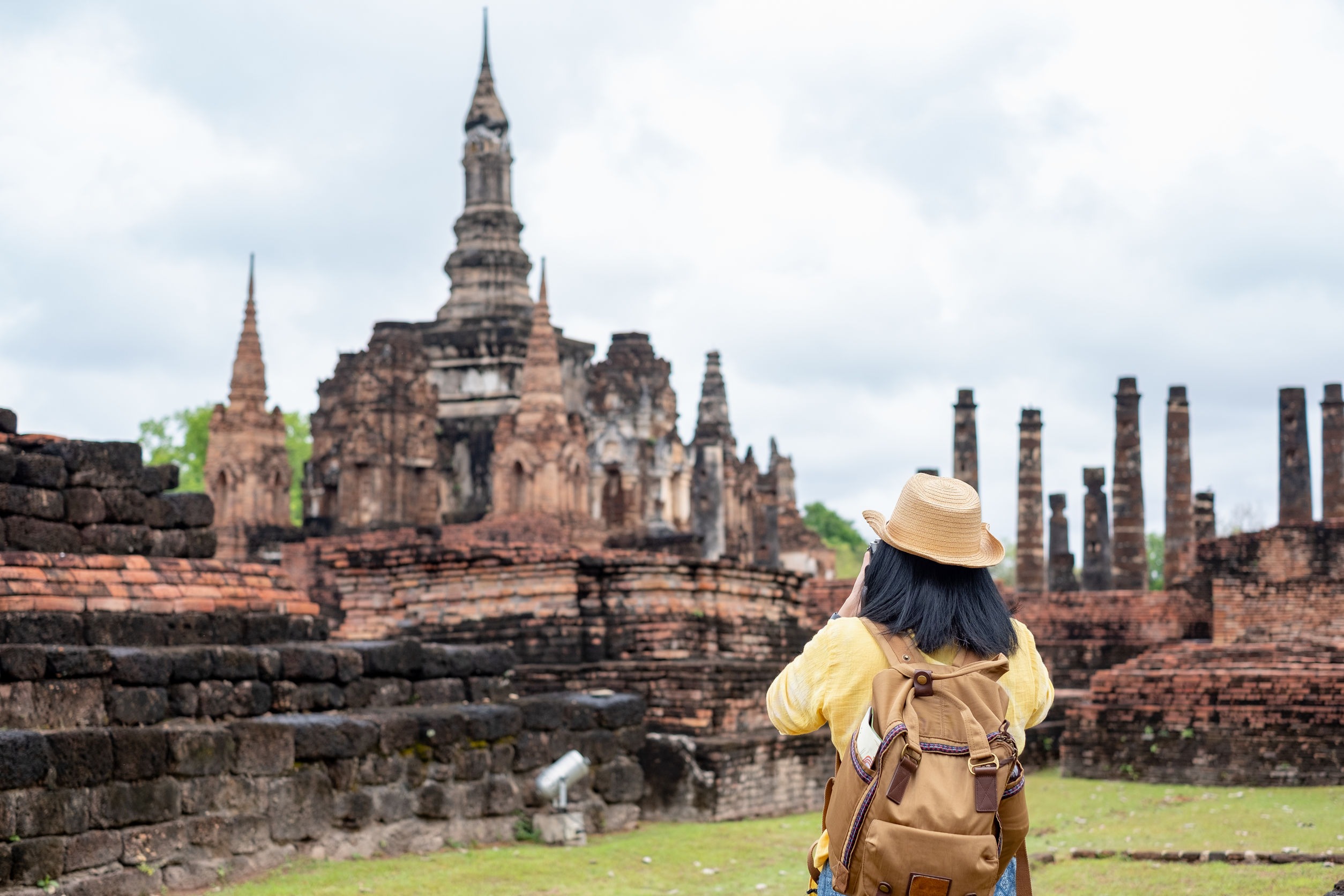 Tips Solo Traveling Wanita Indonesia: Bebas, Aman, dan Seru!