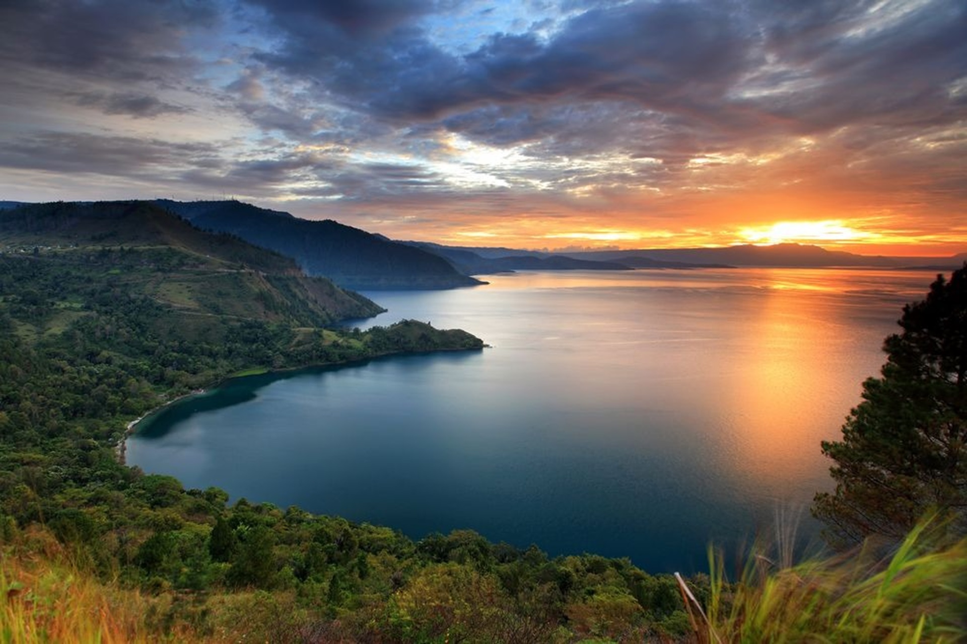 Danau Toba - Wisata Danau di Indonesia