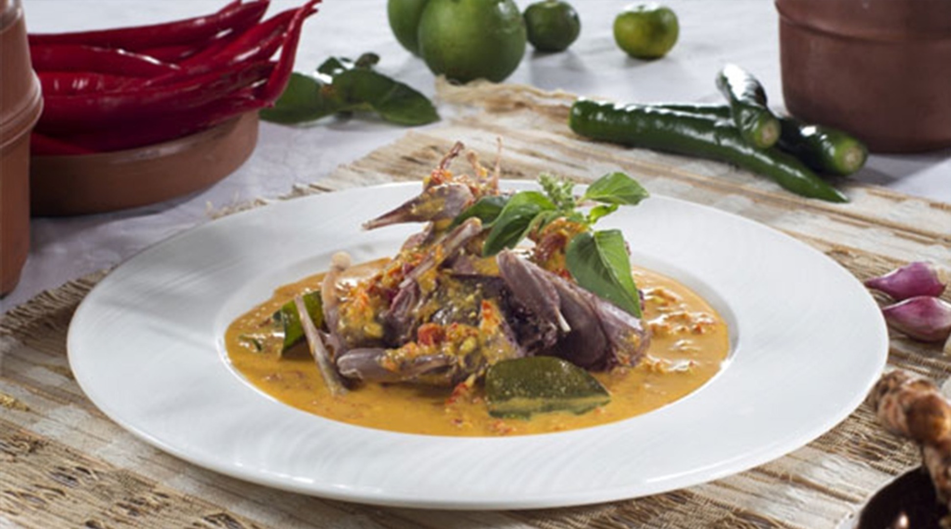 Paniki - Makanan Khas Manado