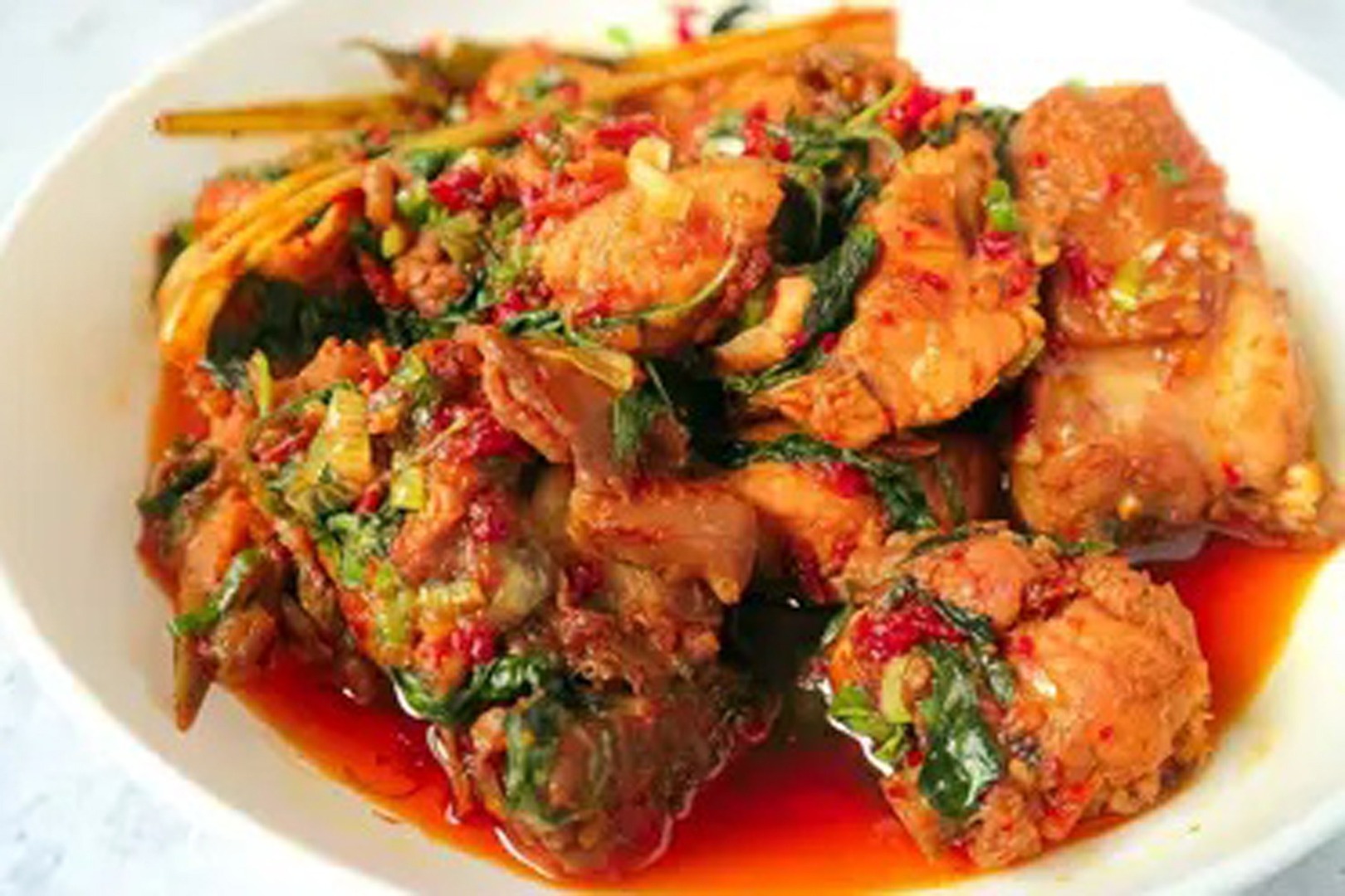 Rica-rica ayam - Makanan Khas Manado