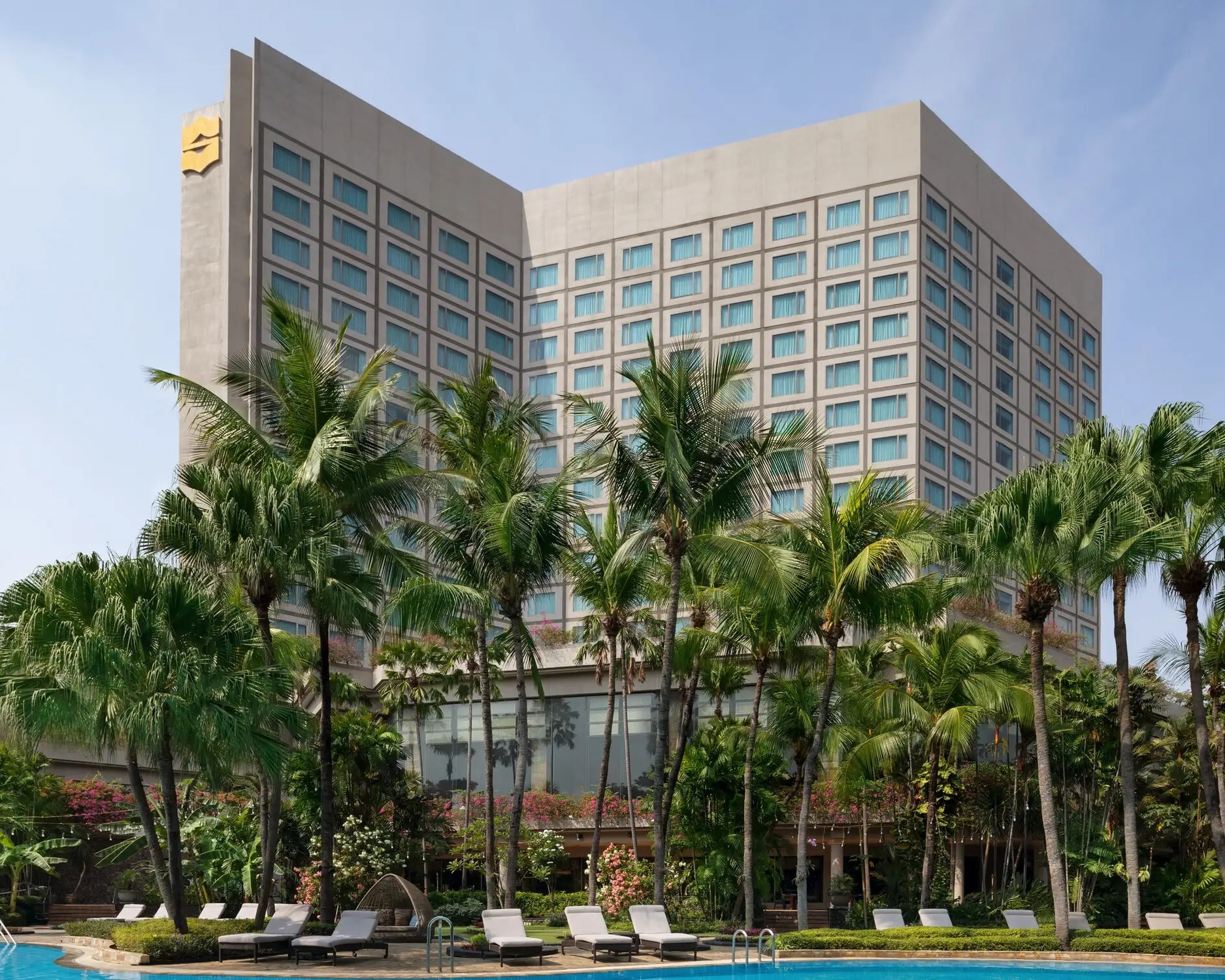 Shangri-La Hotel Surabaya - Hotel Terbaik di Surabaya