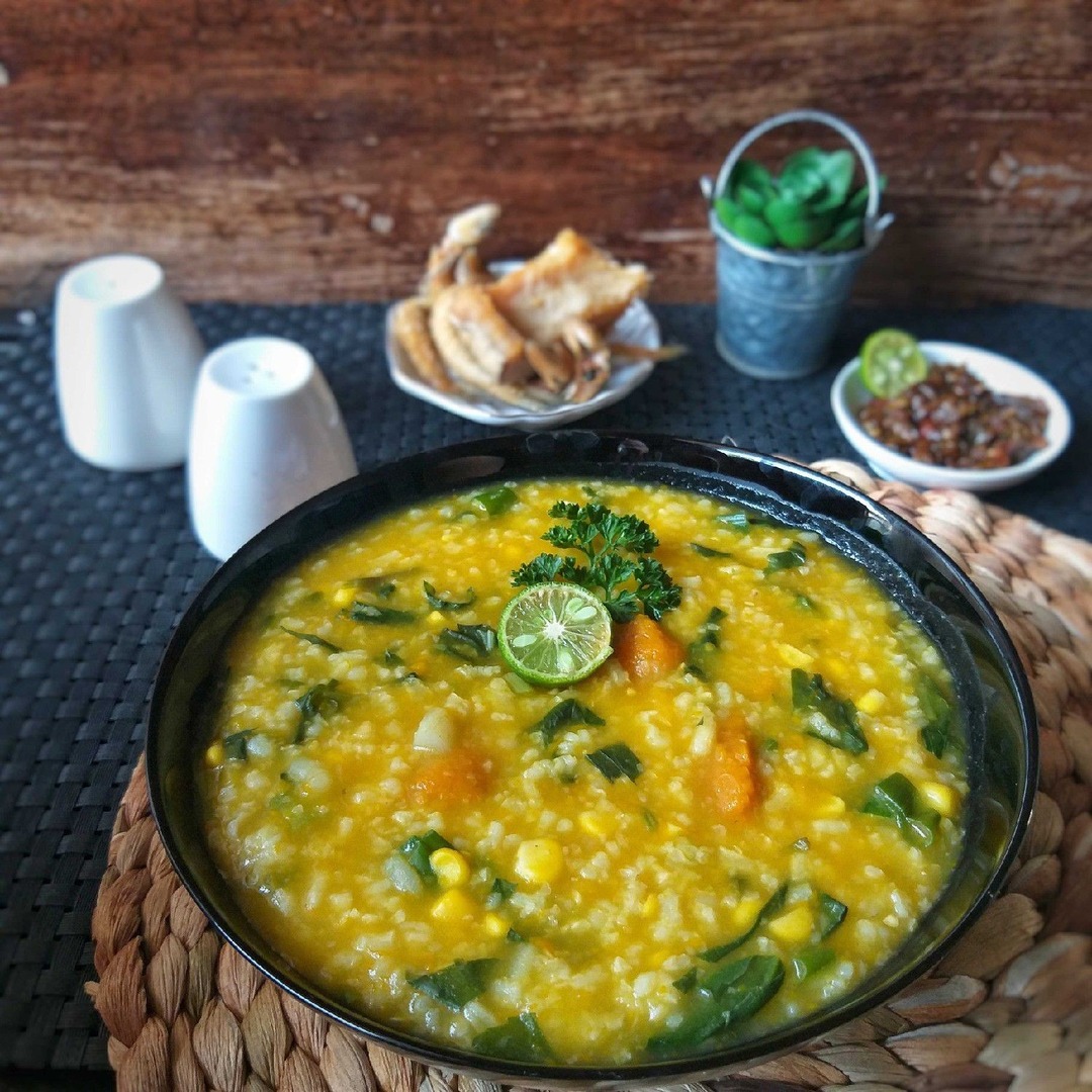 Tinutuan - Makanan Khas Manado
