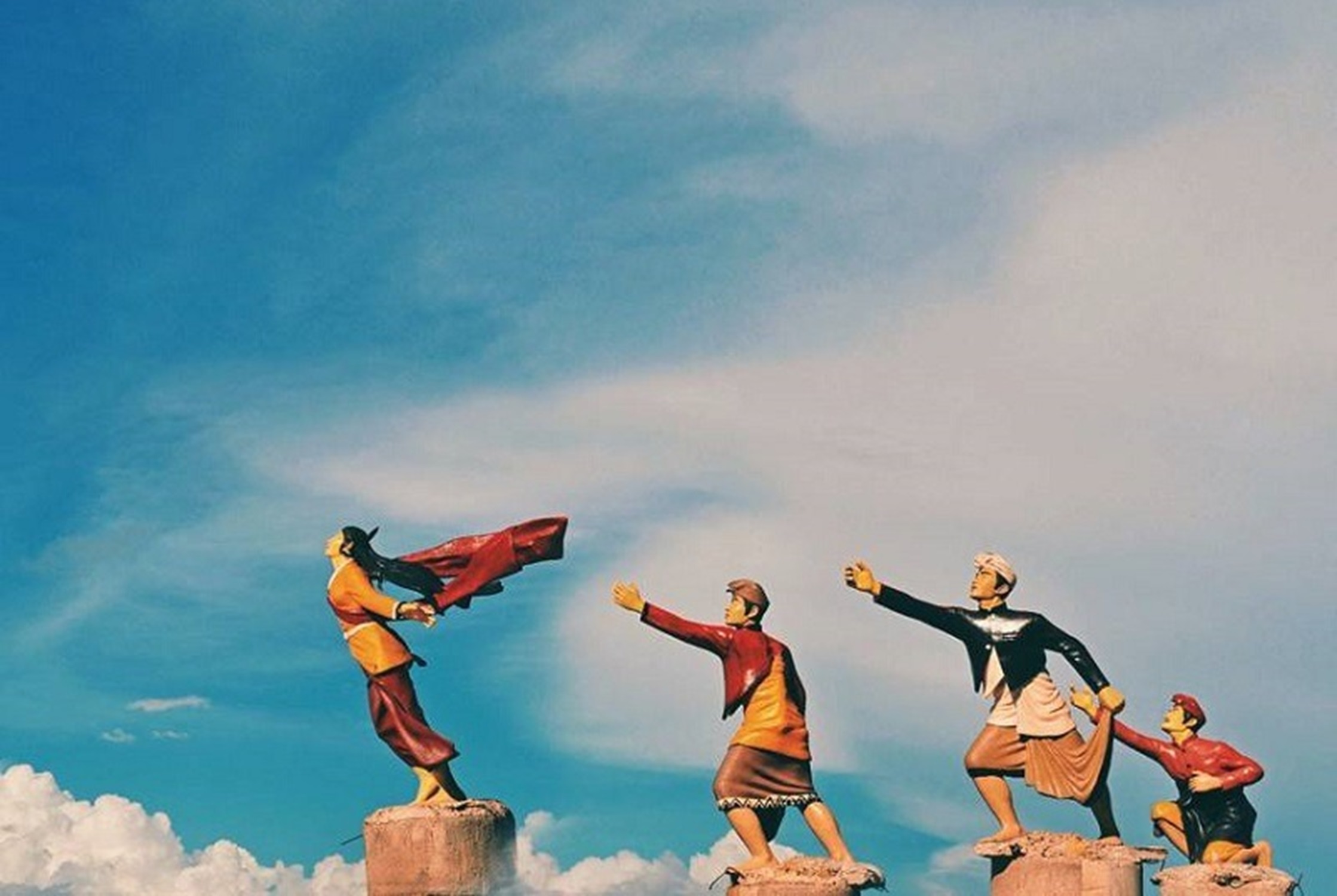 Festival Bau Nyale: Keajaiban Budaya Sasak di Pantai Lombok