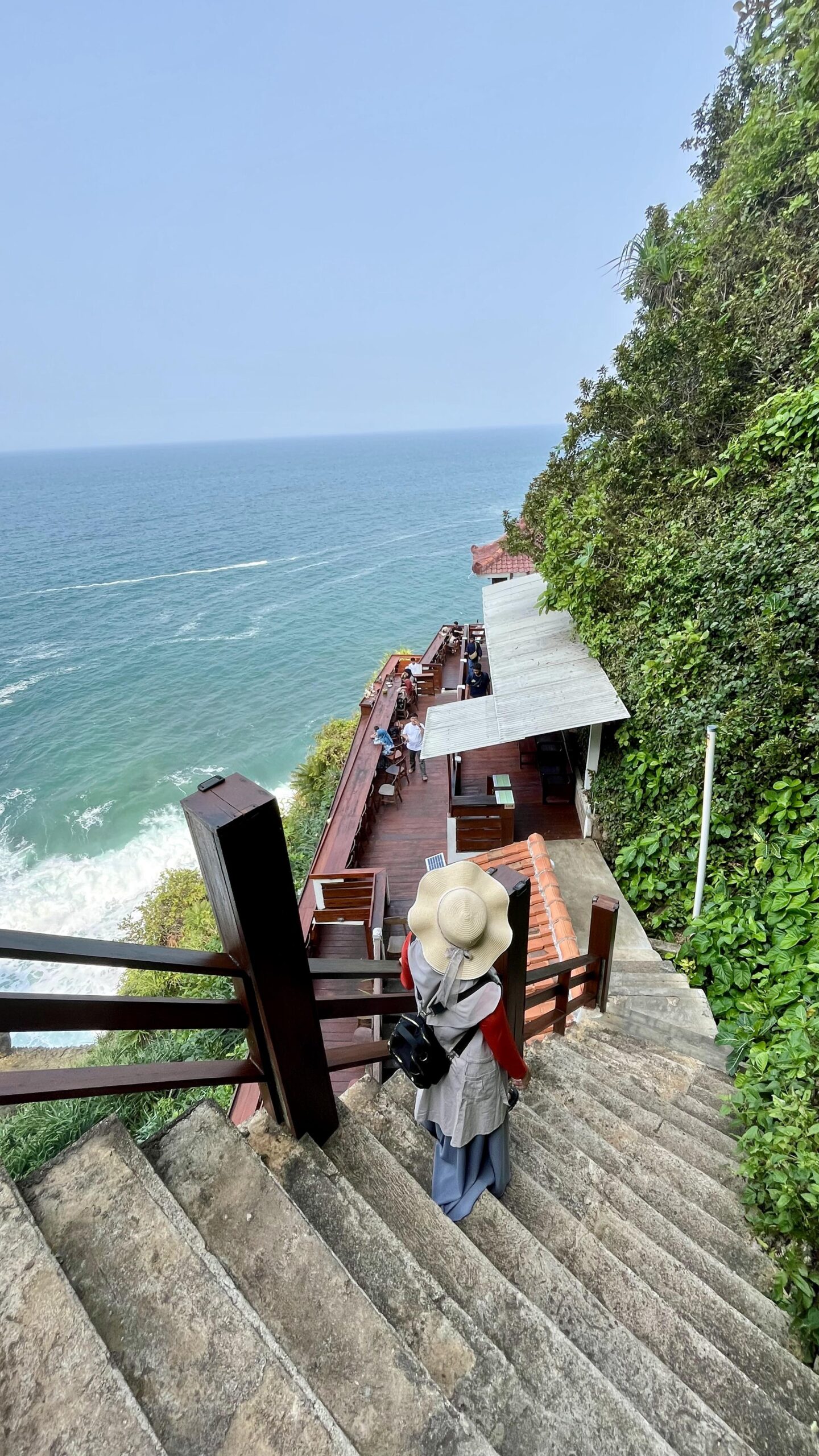 Solo Trip Seru Bersama Kak Muji